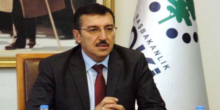 Adalet Divanı’nın Başörtüsü Kararına Türkiye’den İlk Tepki: Haçlı Saldırısına Dönüşüyor