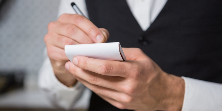 Meksika Kökenli Müşterilere Belge Soran Garson Kovuldu