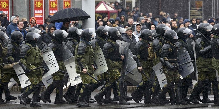 Belarus’ta seçim protestoları sürüyor