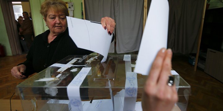 Bulgaristan Seçimlerinde HÖH Geriledi, DOST Barajı Geçemedi