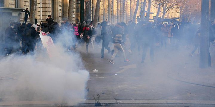 Fransa'da Polis Şiddeti Protestoları Devam Ediyor