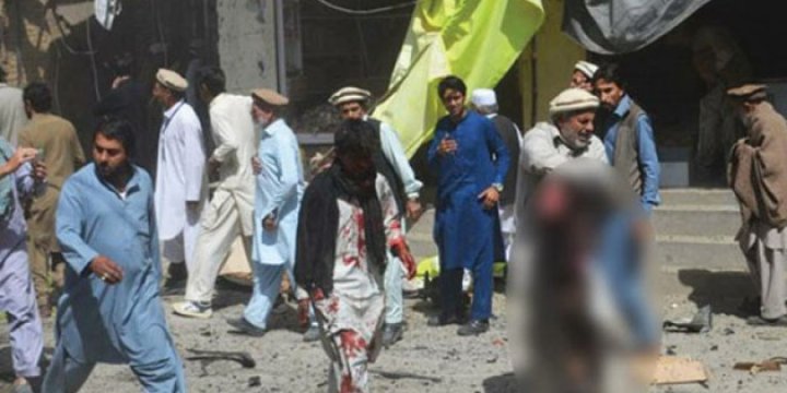 Pakistan'da İbadet Yerine Saldırı: 13 Ölü
