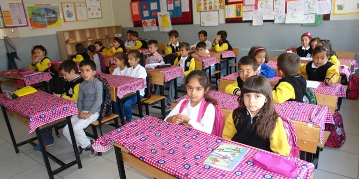İstanbul'da okullar 1 gün tatil edildi