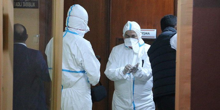 DSÖ Heyeti İdlib'de Ölenlerin Otopsisi İçin Adana'da