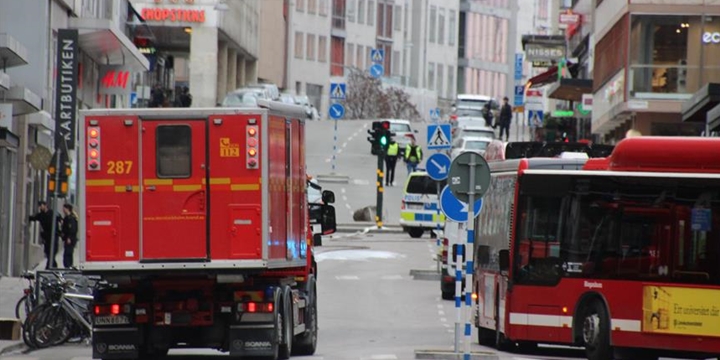 İsveç’te Kamyonlu Saldırıyla İlgili Bir Kişi Tutuklandı