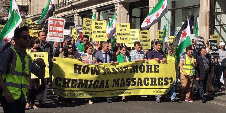 Londra'da İdlib Katliamı Protesto Edildi