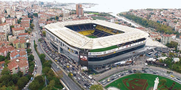 İstanbul Trafiğine Süper Lig Zulmü: Birçok Yol Kapalı