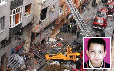 Doğalgazı patlatıp kaçtılar: bir ölü