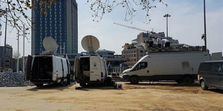 Referandum Sonrası CNN ve BBC'den Taksim’e Çıkartma