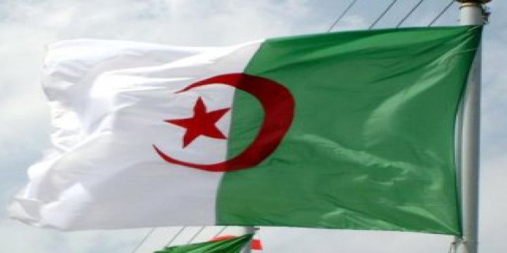 Cezayir’de Seçimin Galibi Yine Sessiz Çoğunluk mu Olacak?