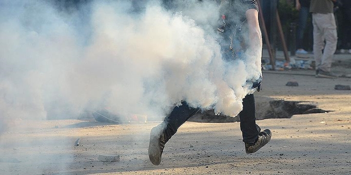Türkiye’nin Selanik’teki Başkonsolosluğuna Molotofla Saldırdılar!