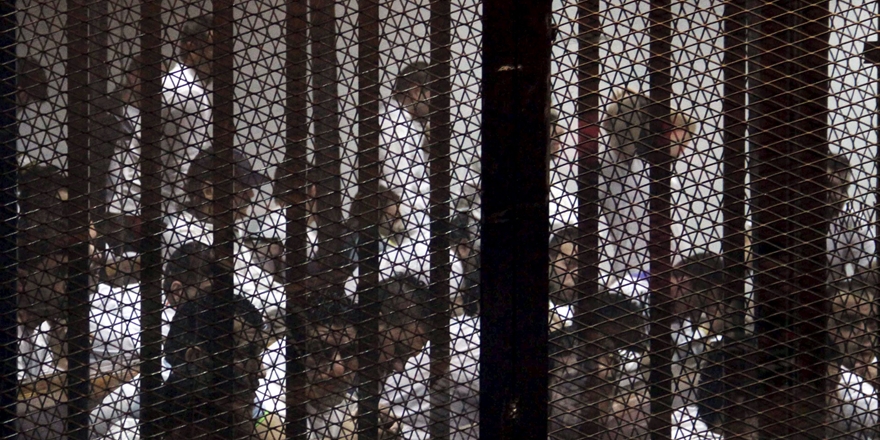 Mısır’da Darbe Karşıtı 128 Kişi Hapis Cezasına Çarptırıldı!