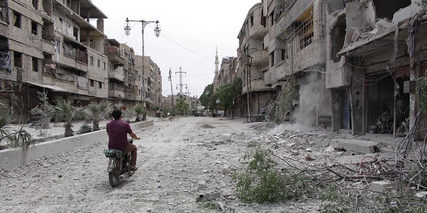 Suriye'de Doğu Guta'ya Hava Saldırıları Sürüyor
