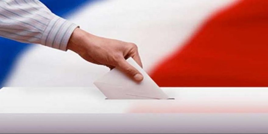 Fransa'da Halk Cumhurbaşkanı Seçimi İçin Sandık Başında