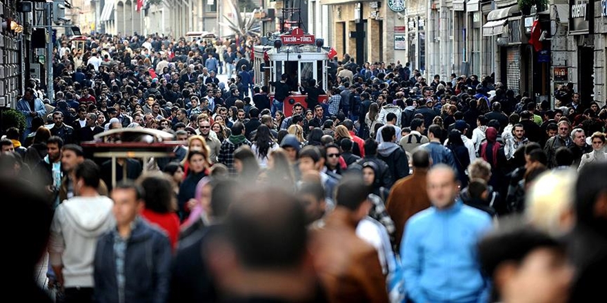 Türkiye’de Nüfusun Yüzde 16,3’ünü Gençler Oluşturuyor