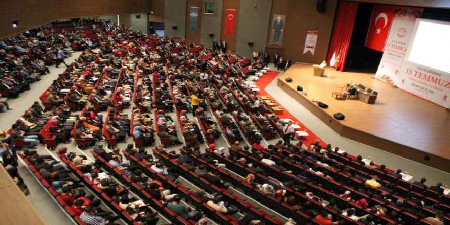 ‘15 Temmuz Darbe Girişimi ve Türkiye Sempozyumu' Başladı
