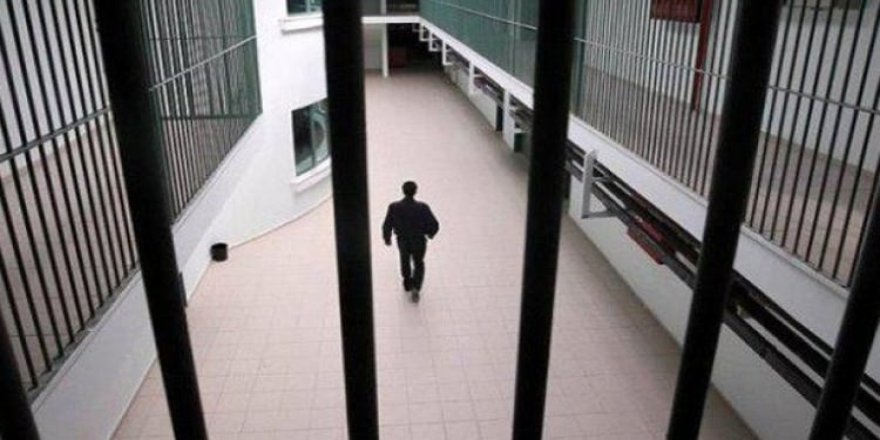 Bursa Cezaevine FETÖ Operasyonu