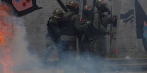 Venezuela’da İsyan Büyüyor