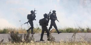 İşgalci Güçler 23 Filistinliyi Gözaltına Aldı!