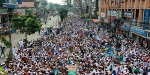Myanmar'ın BM Misyonu Önünde Protesto