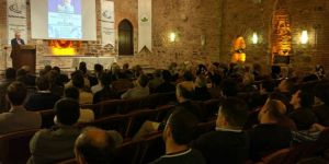 Bursa’da “İslam’da Birey-Cemaat Algısı ve İstişare” Konuşuldu