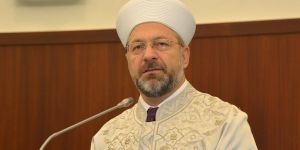 Diyanet İşleri Başkanı Erbaş: Küçük Yaşta Evlilikleri Önlemeye Çalışıyoruz
