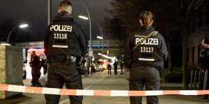 Almanya’nın Münih Kentinde Bıçaklı Saldırı!