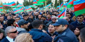 Azerbaycan’da Muhalefet Yolsuzluğa Karşı Miting Düzenledi