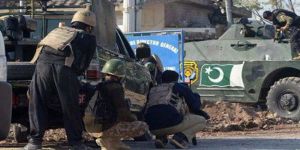 Pakistan'da Öğrenci Yurduna Saldırı