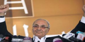 Şefik'in Adaylık Açıklamasına "Siyasi Deprem" Yorumu