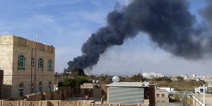 Suudi Arabistan Sana’daki Cumhurbaşkanlığı Sarayı’nı Vurdu!