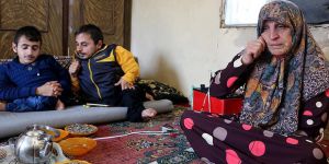 Kemikleri Eriyen Dört Suriyeli Çocuğun Tek Umudu Anneleri!