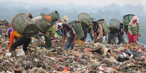 Cakarta’nın Dev Çöplüğünde Yaşam Mücadelesi!