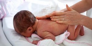 Abdullah Tahir - Elif Kaya Kardeşlerimizin Bebekleri Oldu