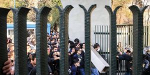 İran Bugünlere Nasıl Geldi?