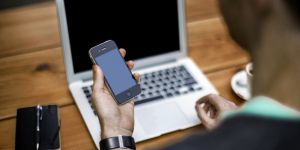 Türkiye’deki Kullanıcılar Her 13 Dakikada Bir Telefona Bakıyor 