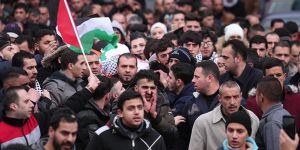 İsrail Hapishanesinde Hayatını Kaybeden Filistinli Defnedildi!