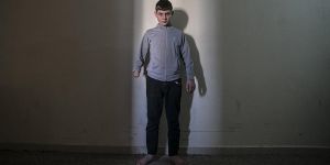 Tek Hayali Protez Bir El!