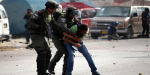 İşgal Güçleri 11 Filistinliyi Gözaltına Aldı