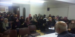 İzmir’de ‘Bireysel ve Toplumsal Alanda Ahlakî Çöküş’ Konuşuldu