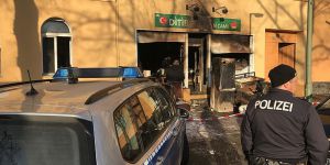 Almanya’nın Başkenti Berlin’de Camiye Saldırı!