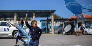 Gazzeli Çocuklardan UNRWA İçin 'Uçurtma' Eylemi
