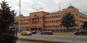 Makedonya Meclisi'nden Arnavutçaya Onay