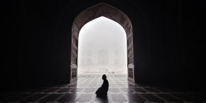 “Adam Gibi Adamların Namazı”