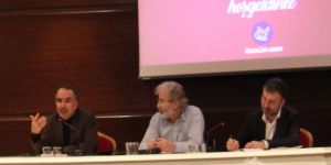 “Yerli ve Milli Kaygılar ile Ümmet Perspektifi Bağdaşabilir mi?”