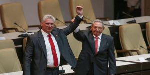 Castro'dan Halefi Diaz-Canel'e Destek