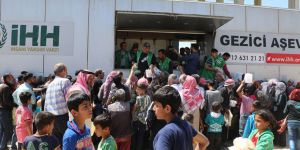 İHH’dan Afrinli Ailelere Her Gün Sıcak Yemek