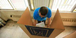 Irak'ta Oylar Yeniden Sayılacak