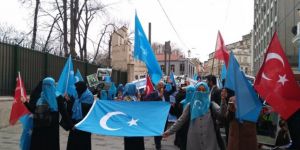 Çin’in Zulmettiği Uygur Müslümanlara İkametgâh Vaadi