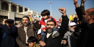 İran Esnafı: "Suriye'yi Bırak, Bizim Durumumuza Bak"
